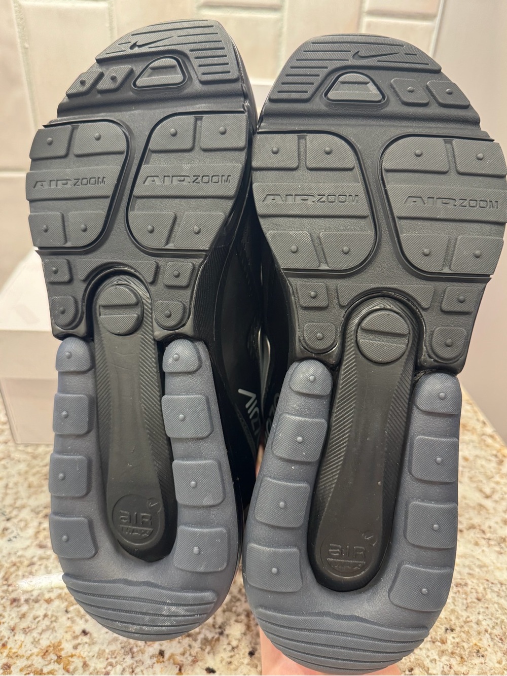 Nike Air Max 270 Premium - Picture 3 of 5
